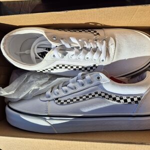 Vans Men's White and Black Checkered Sneakers